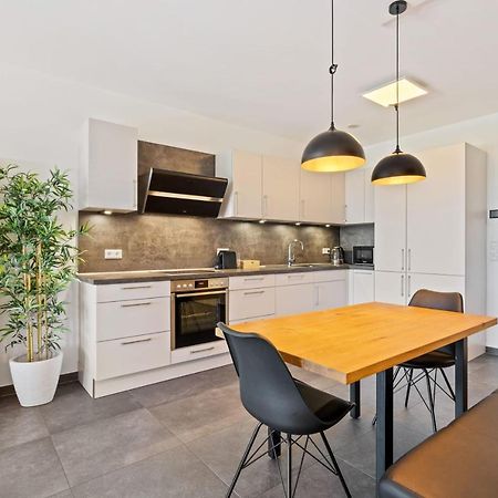 Cloche D'Or Proximity - Sleek Urban Space Люксембург Экстерьер фото